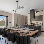 Kalea Holiday home *