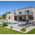 Holiday home Kalea