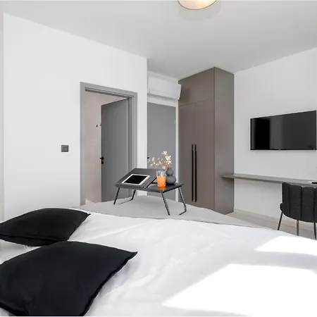 Lovely In Labin With Kitchen Holiday home
